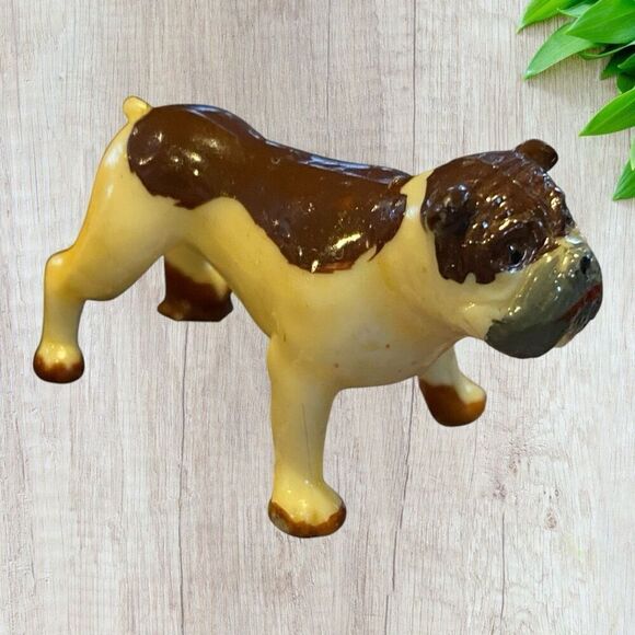 Vintage English Bulldog Figure Made In Hong Kong Plastic 2” X 1.75” - Picture 4 of 7
